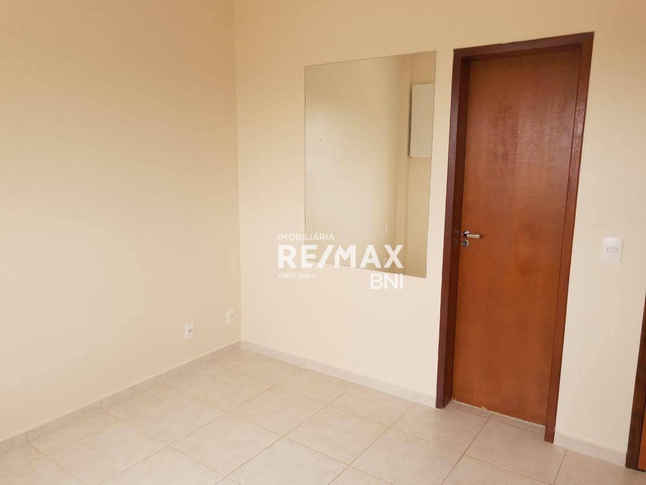 Apartamento para alugar com 3 quartos, 74m² - Foto 25