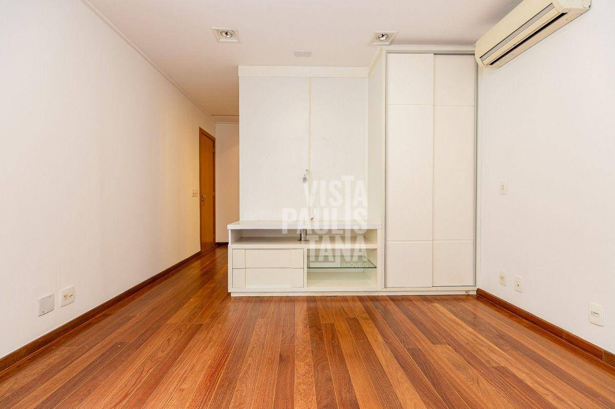 Apartamento à venda com 3 quartos, 190m² - Foto 32