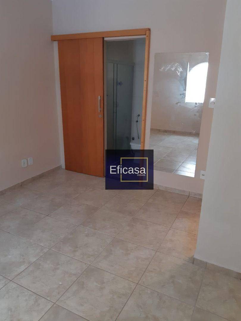 Casa à venda com 3 quartos, 220m² - Foto 16