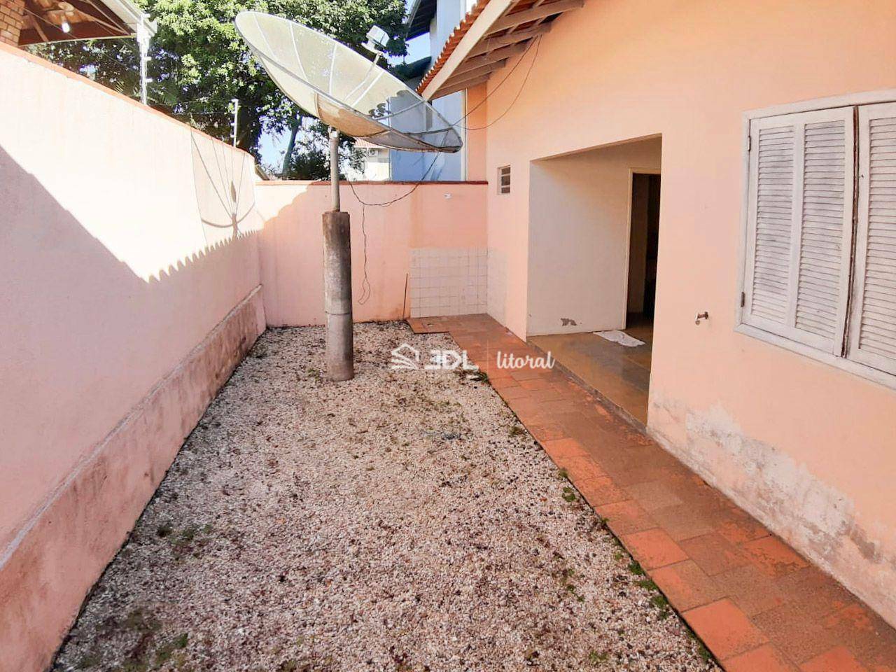 Casa à venda com 3 quartos, 112m² - Foto 12