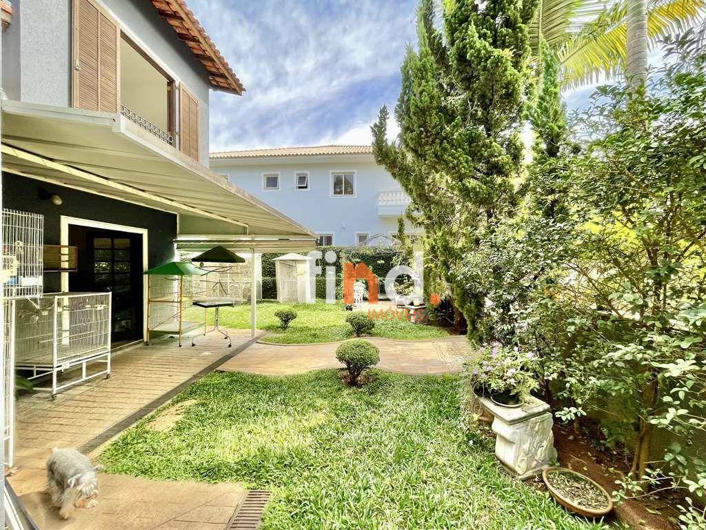 Casa de Condomínio à venda com 4 quartos, 380m² - Foto 37