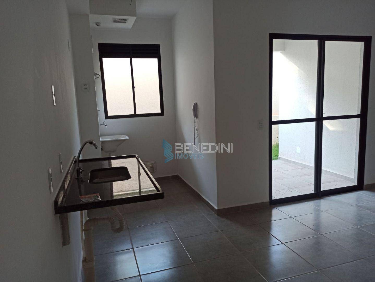 Apartamento à venda com 2 quartos, 76m² - Foto 4