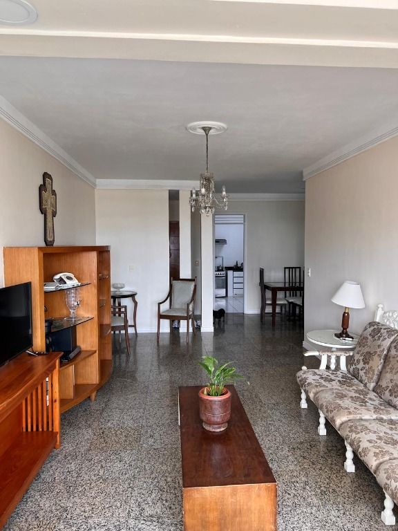 Apartamento à venda com 3 quartos, 139m² - Foto 3