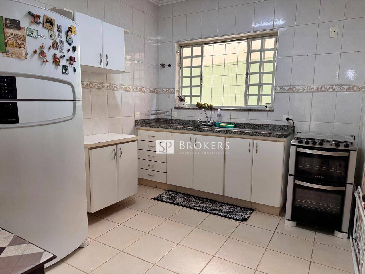 Casa à venda com 3 quartos, 196m² - Foto 10