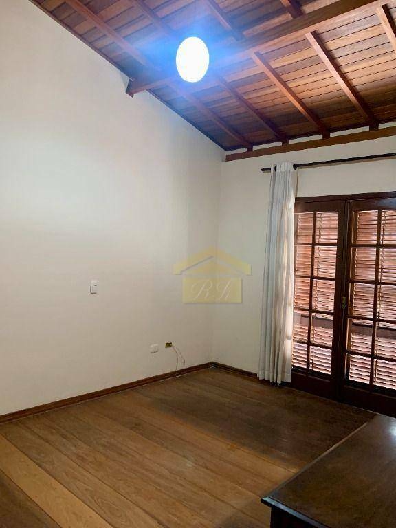 Casa para alugar com 2 quartos, 180m² - Foto 17