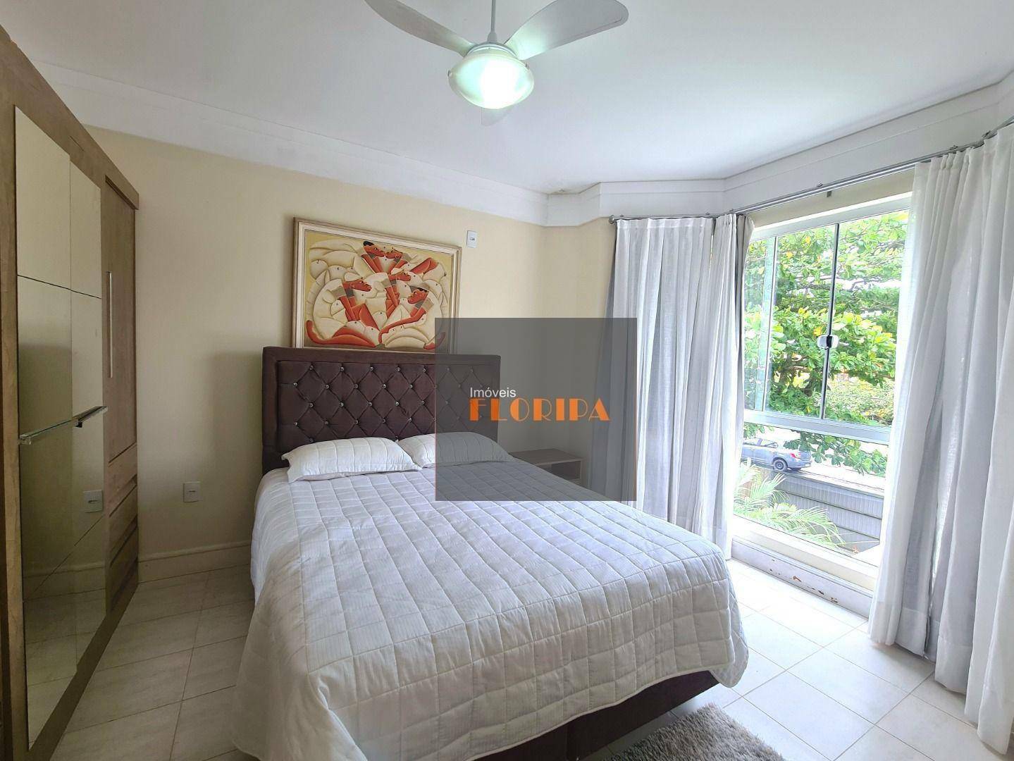 Casa à venda com 4 quartos, 217m² - Foto 24