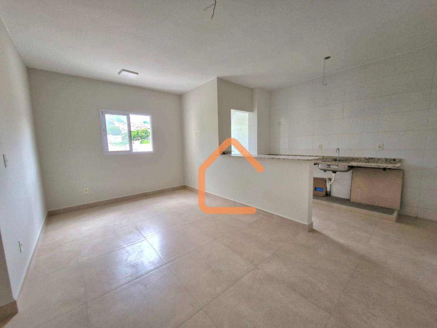 Apartamento à venda com 2 quartos, 62m² - Foto 1