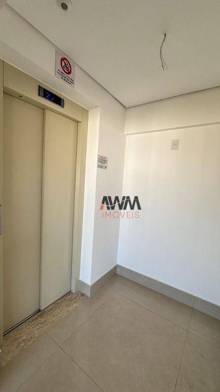 Apartamento à venda com 3 quartos, 130m² - Foto 6