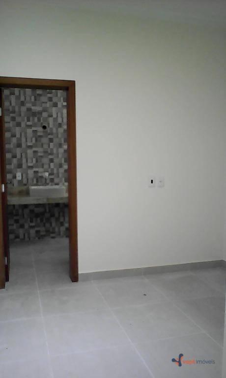 Sobrado à venda com 3 quartos, 215m² - Foto 3