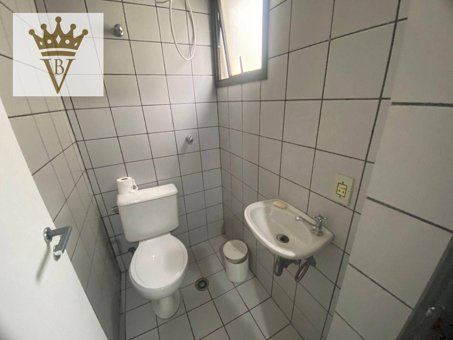 Apartamento à venda com 2 quartos, 75m² - Foto 12