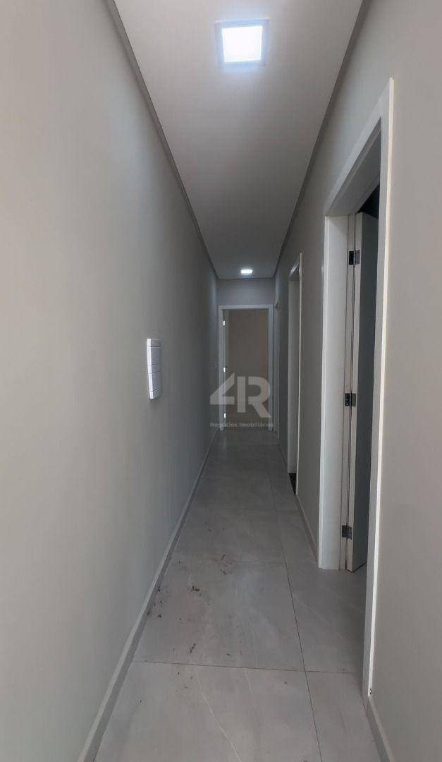 Casa à venda com 3 quartos, 71m² - Foto 6