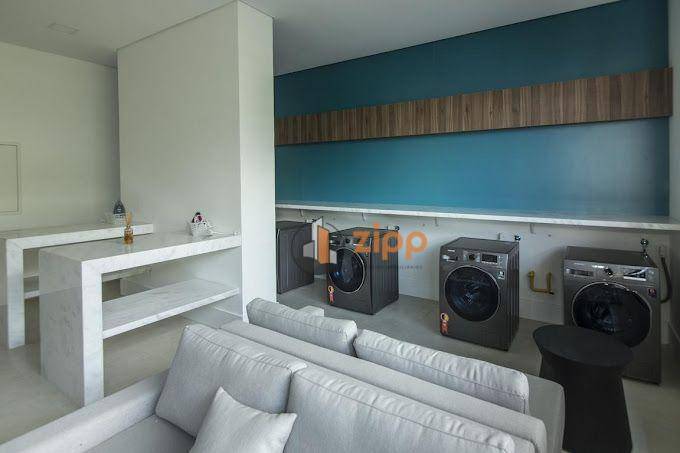 Apartamento para alugar com 2 quartos, 64m² - Foto 17