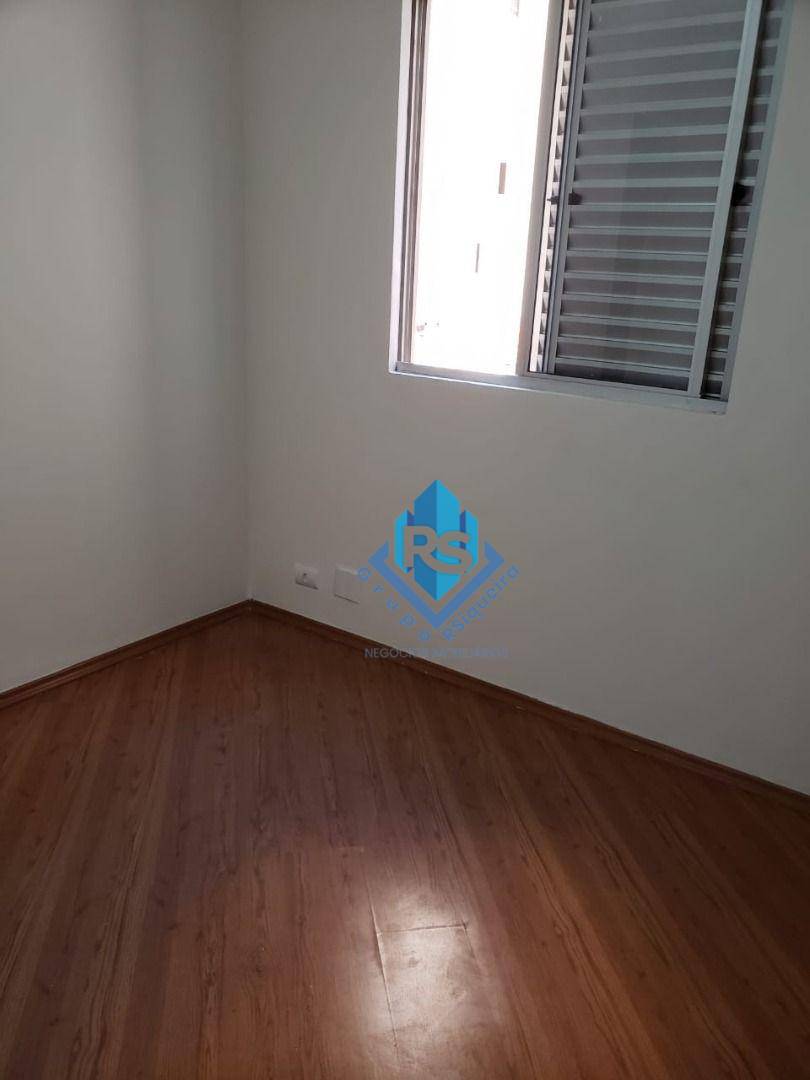 Apartamento à venda com 3 quartos, 60m² - Foto 11