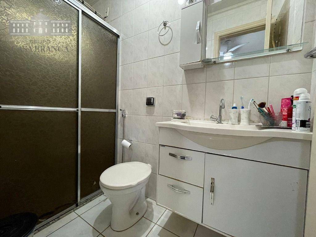 Apartamento à venda com 3 quartos, 82m² - Foto 11