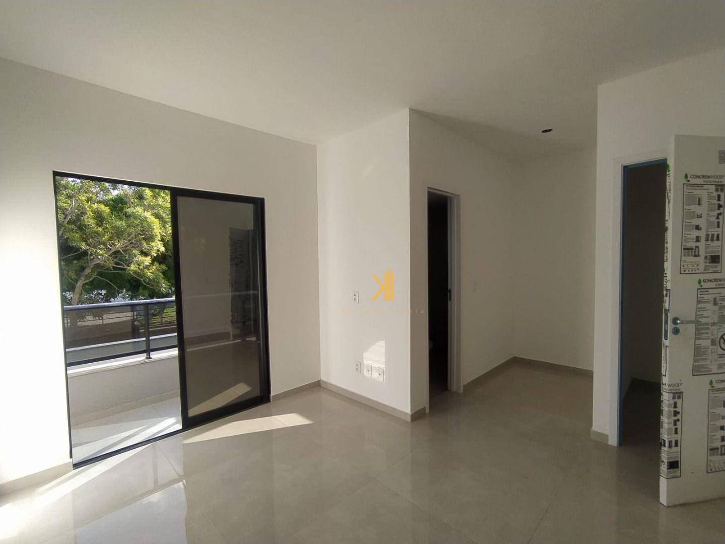 Casa à venda com 3 quartos, 100m² - Foto 12