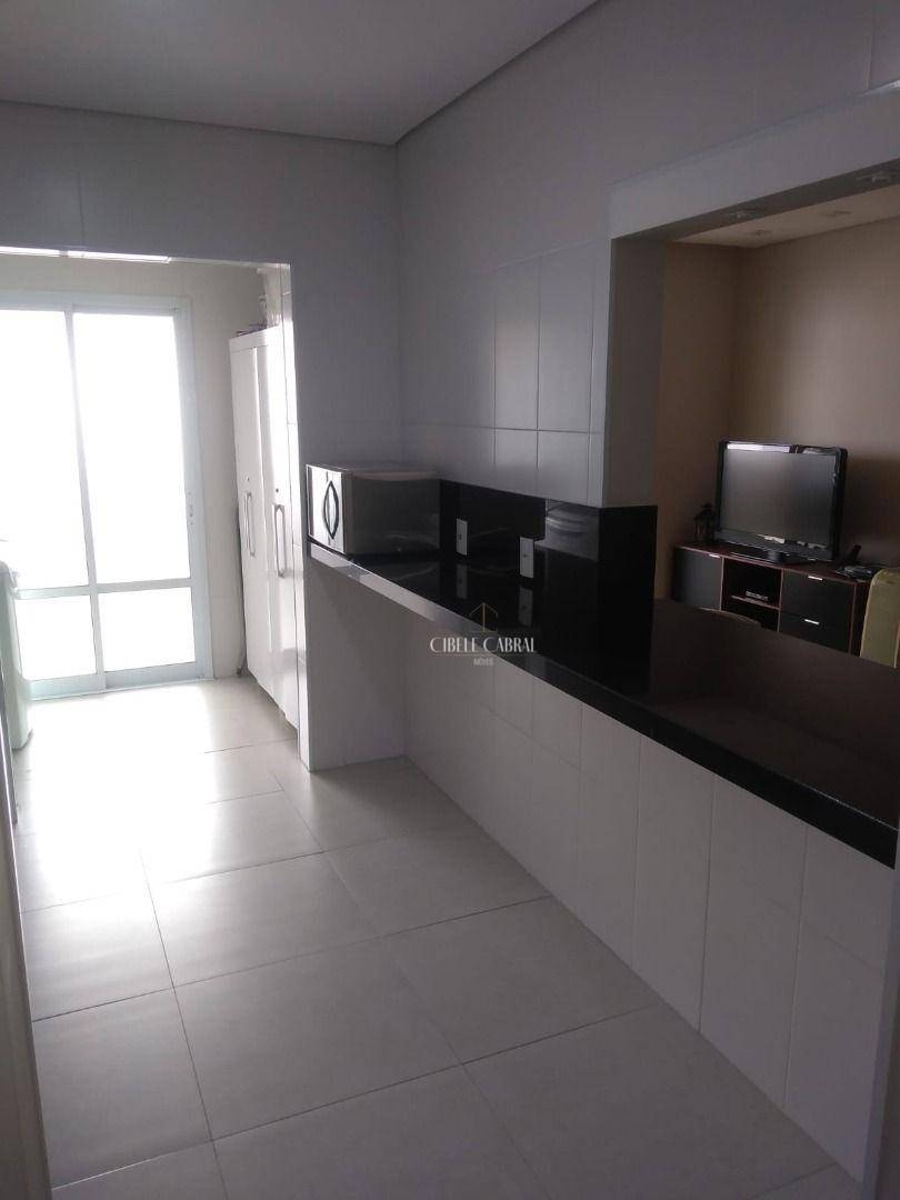 Apartamento à venda com 3 quartos, 107m² - Foto 5