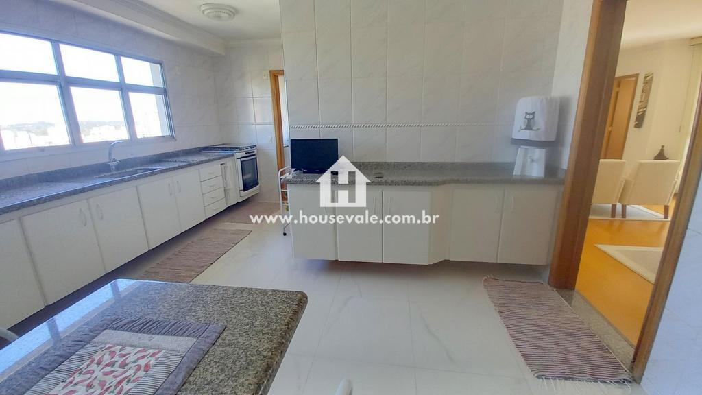 Apartamento à venda com 3 quartos, 117m² - Foto 10