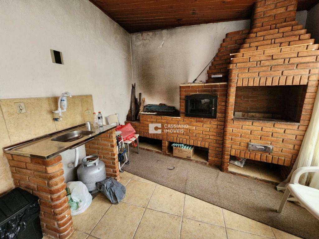 Chácara à venda com 4 quartos, 2500M2 - Foto 4