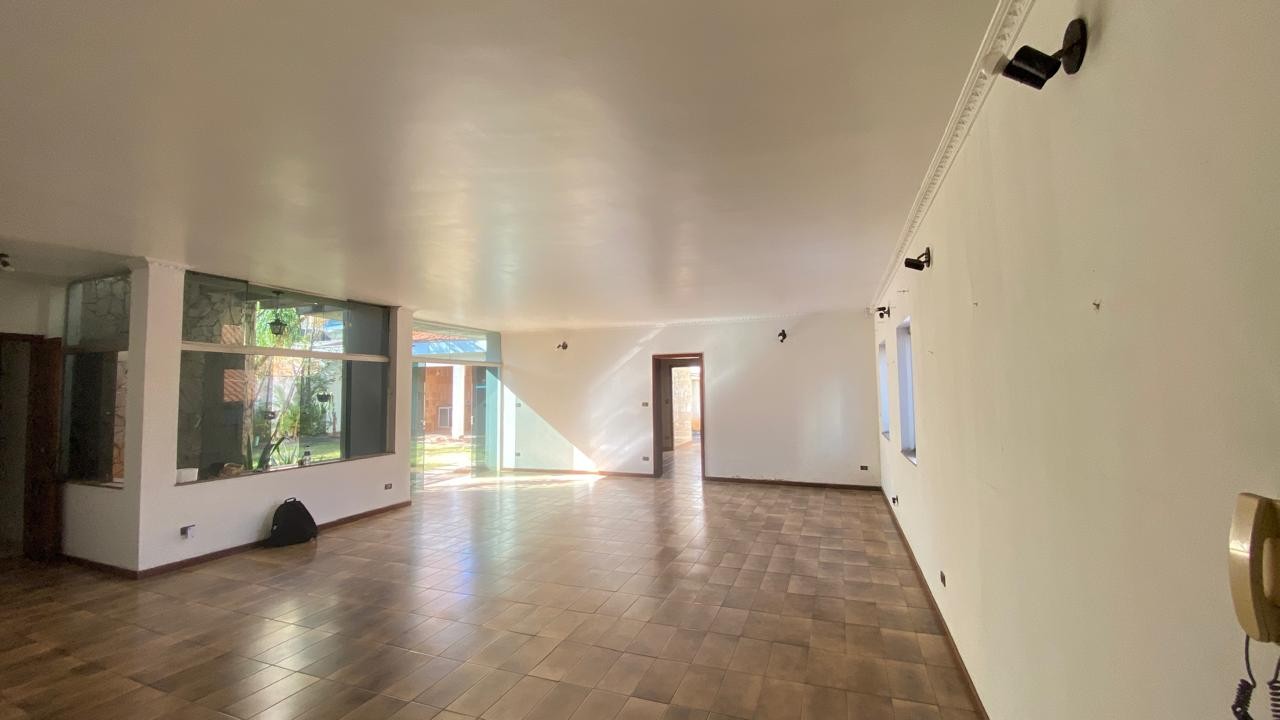 Casa para alugar com 4 quartos, 437m² - Foto 6
