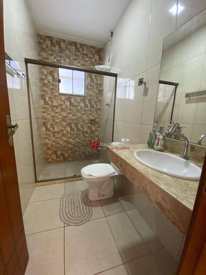 Casa à venda com 4 quartos, 250m² - Foto 21