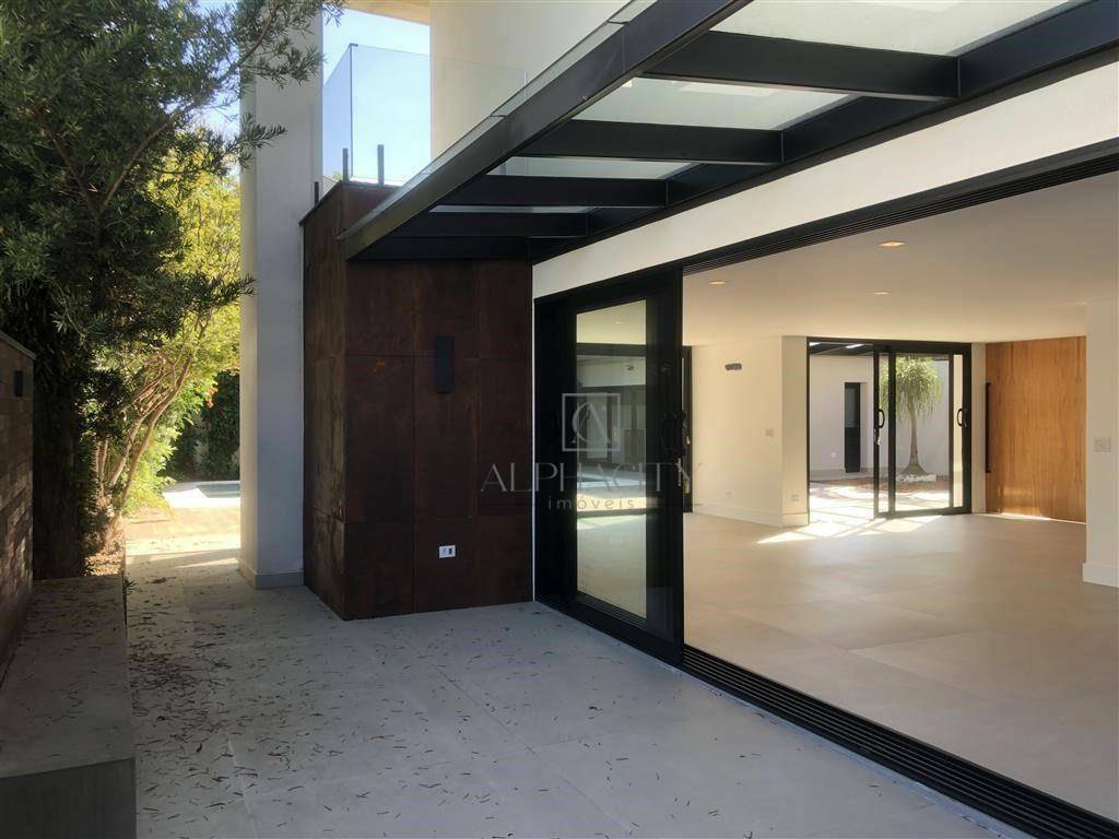 Casa de Condomínio para alugar com 5 quartos, 485m² - Foto 8