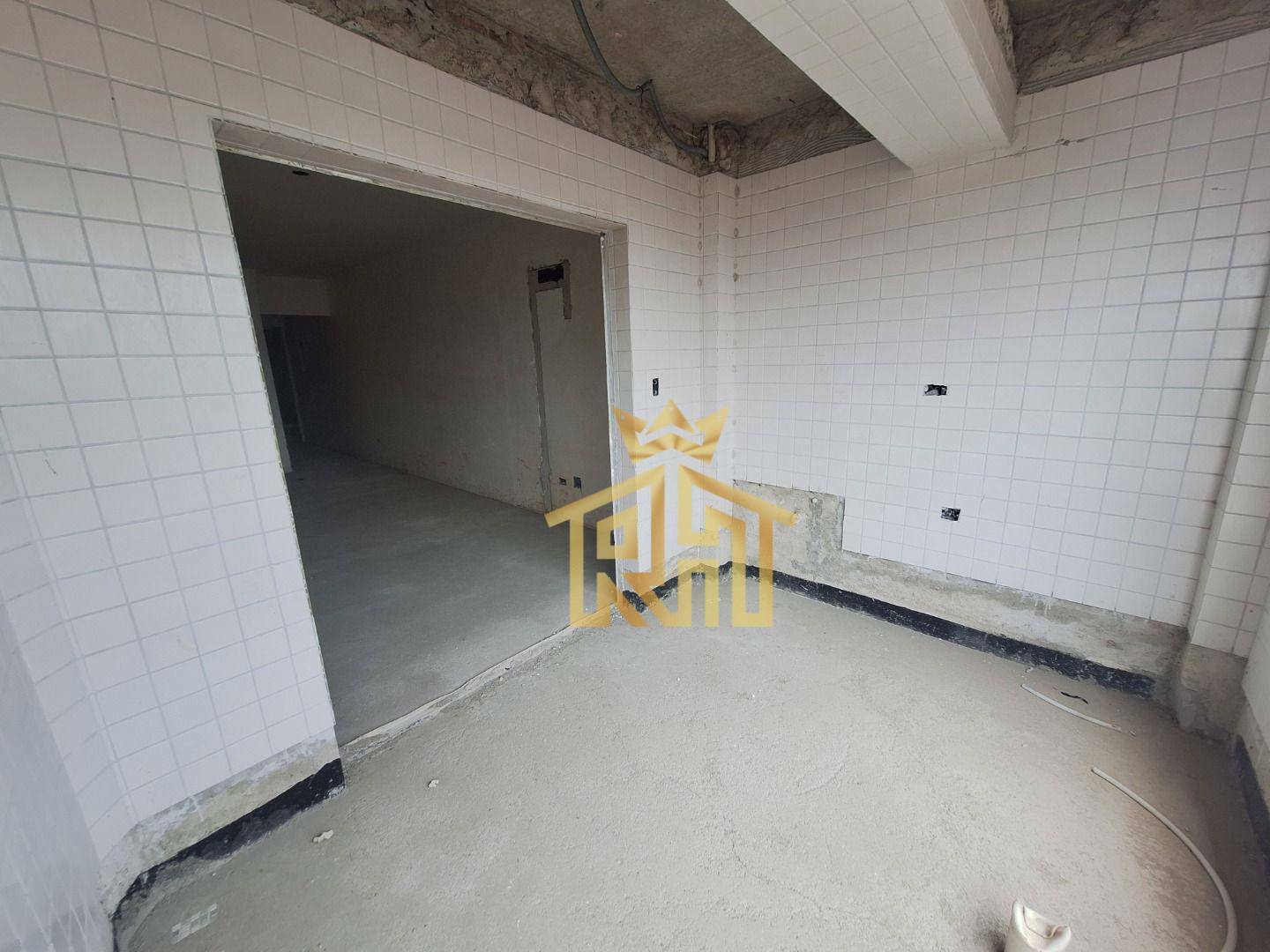 Apartamento à venda com 3 quartos, 106m² - Foto 1