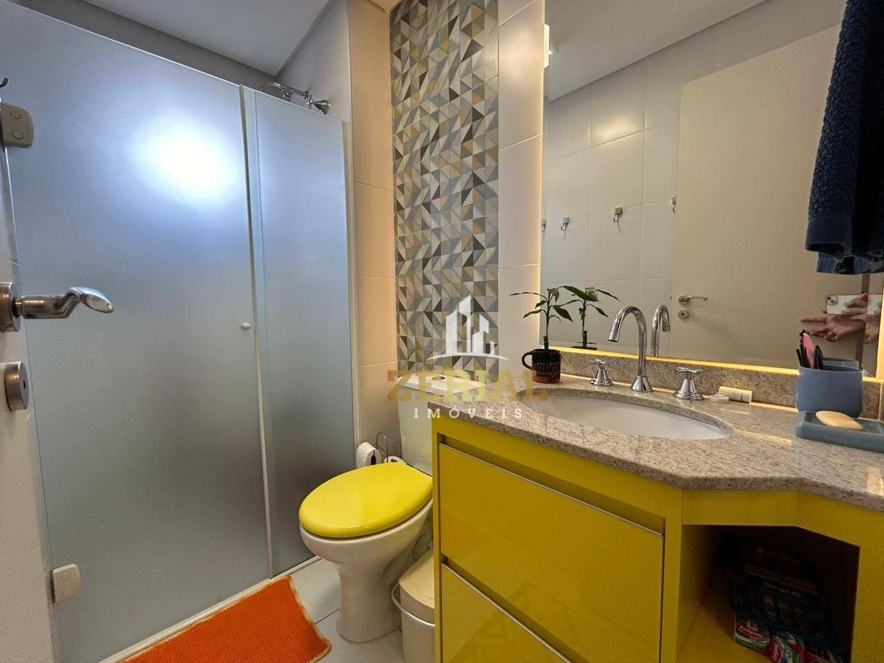 Apartamento à venda com 2 quartos, 70m² - Foto 19