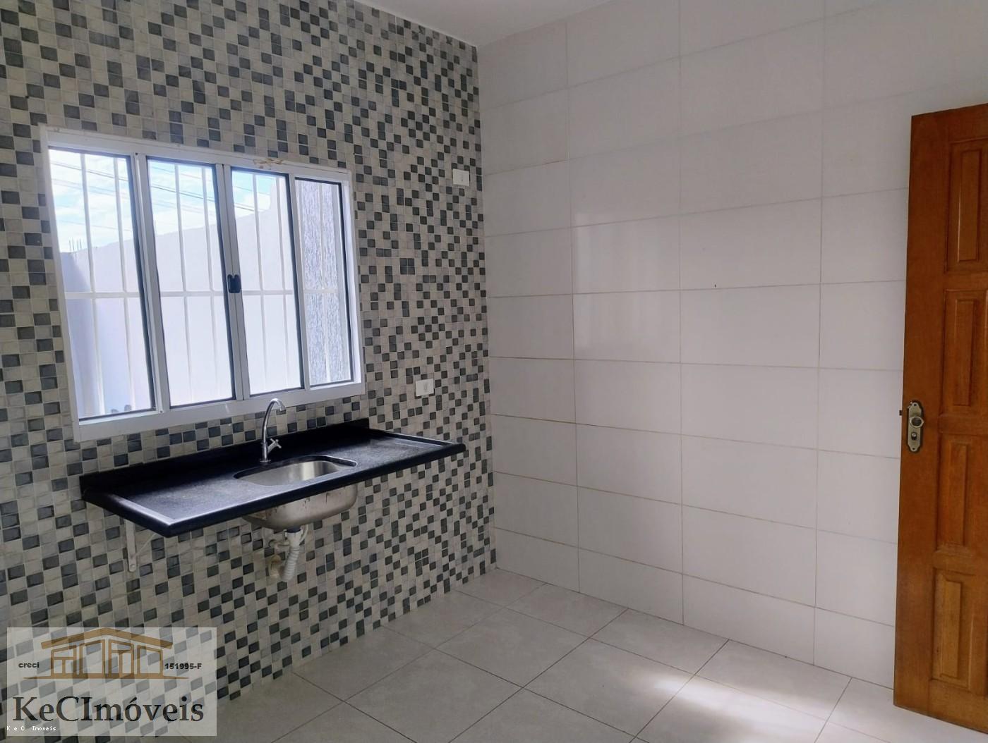 Casa à venda com 2 quartos, 67m² - Foto 11