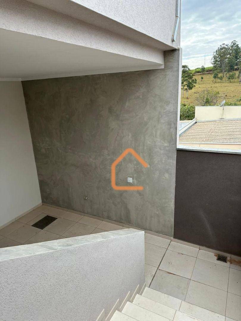 Casa à venda com 3 quartos, 160m² - Foto 14