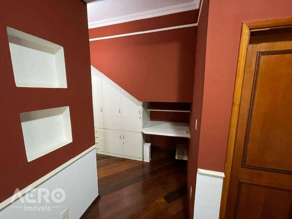 Casa de Condomínio para alugar com 4 quartos, 410m² - Foto 55