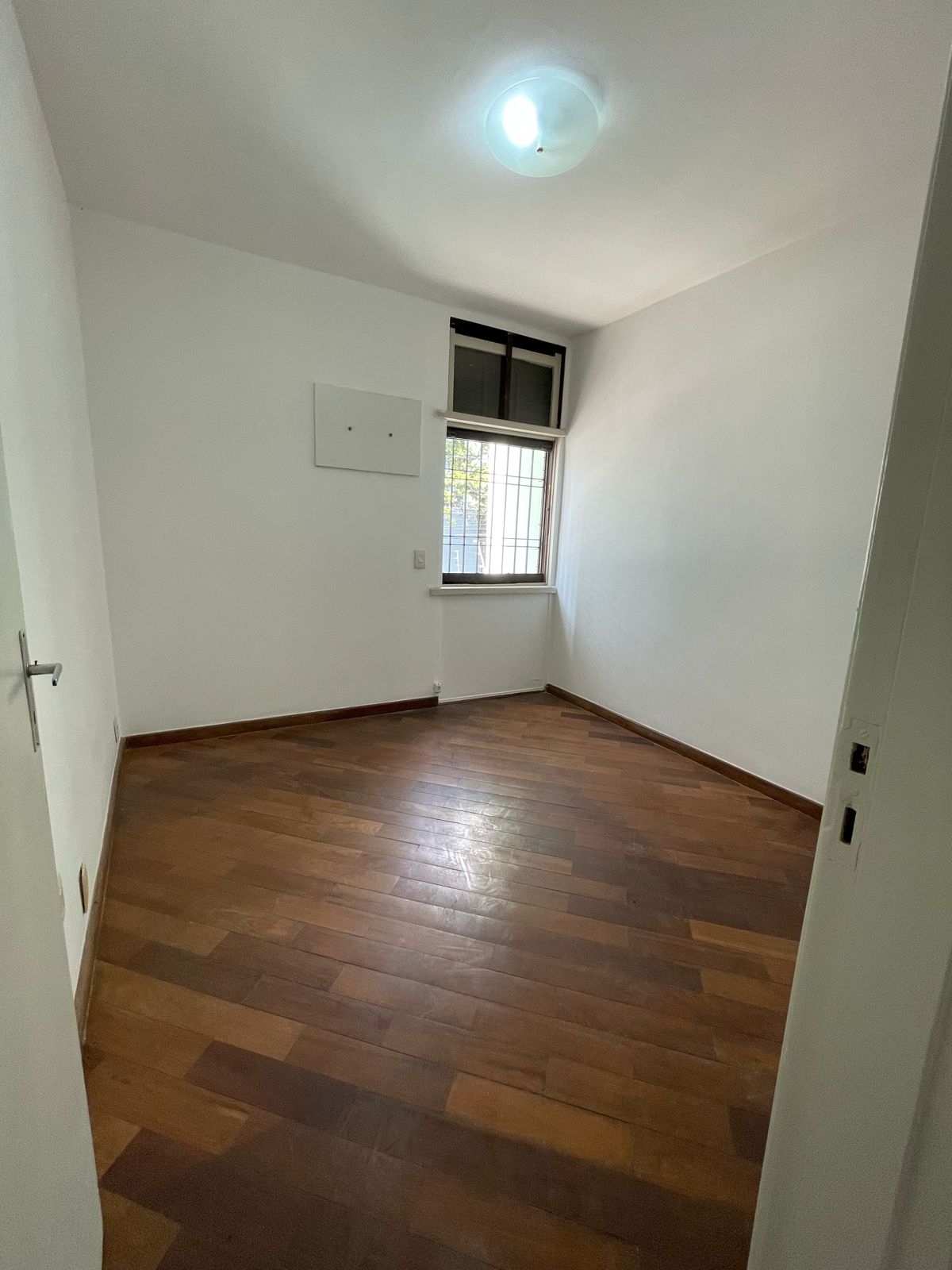 Casa à venda com 3 quartos, 198m² - Foto 14