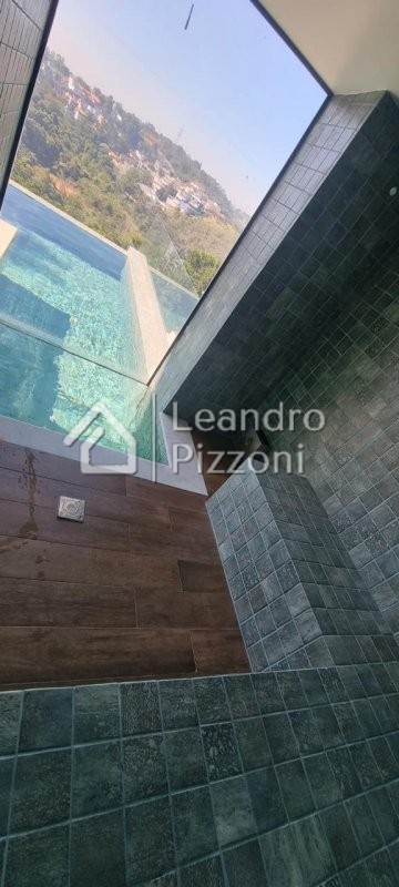 Casa à venda com 4 quartos, 336m² - Foto 12