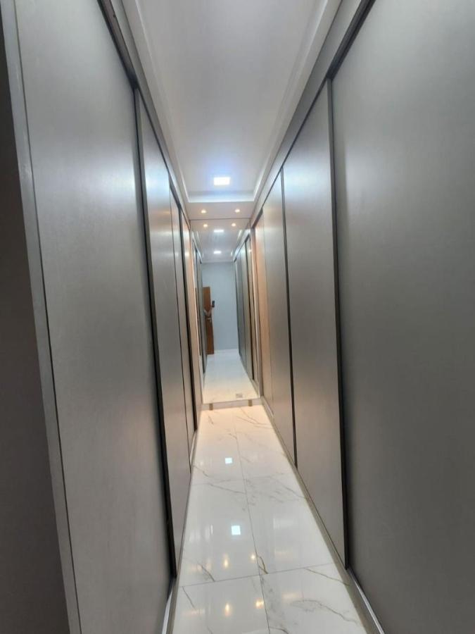 Casa à venda com 3 quartos, 204m² - Foto 9