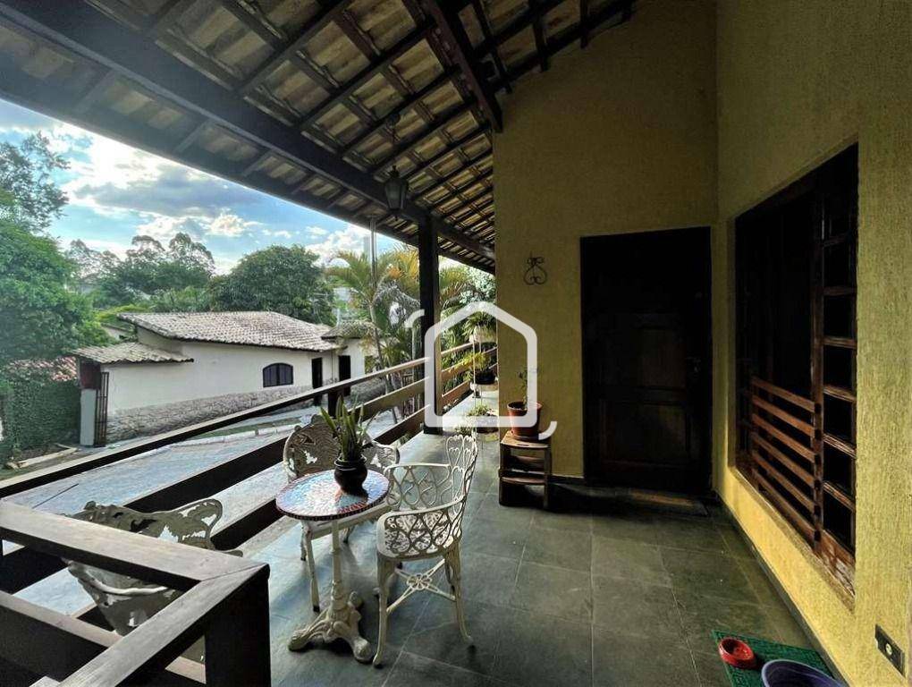 Casa de Condomínio à venda com 4 quartos, 220m² - Foto 6