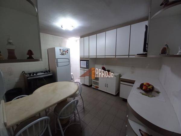 Sobrado à venda com 2 quartos, 130m² - Foto 6