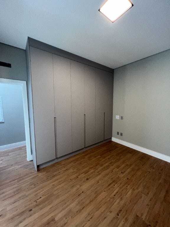 Casa de Condomínio à venda com 3 quartos, 360m² - Foto 28