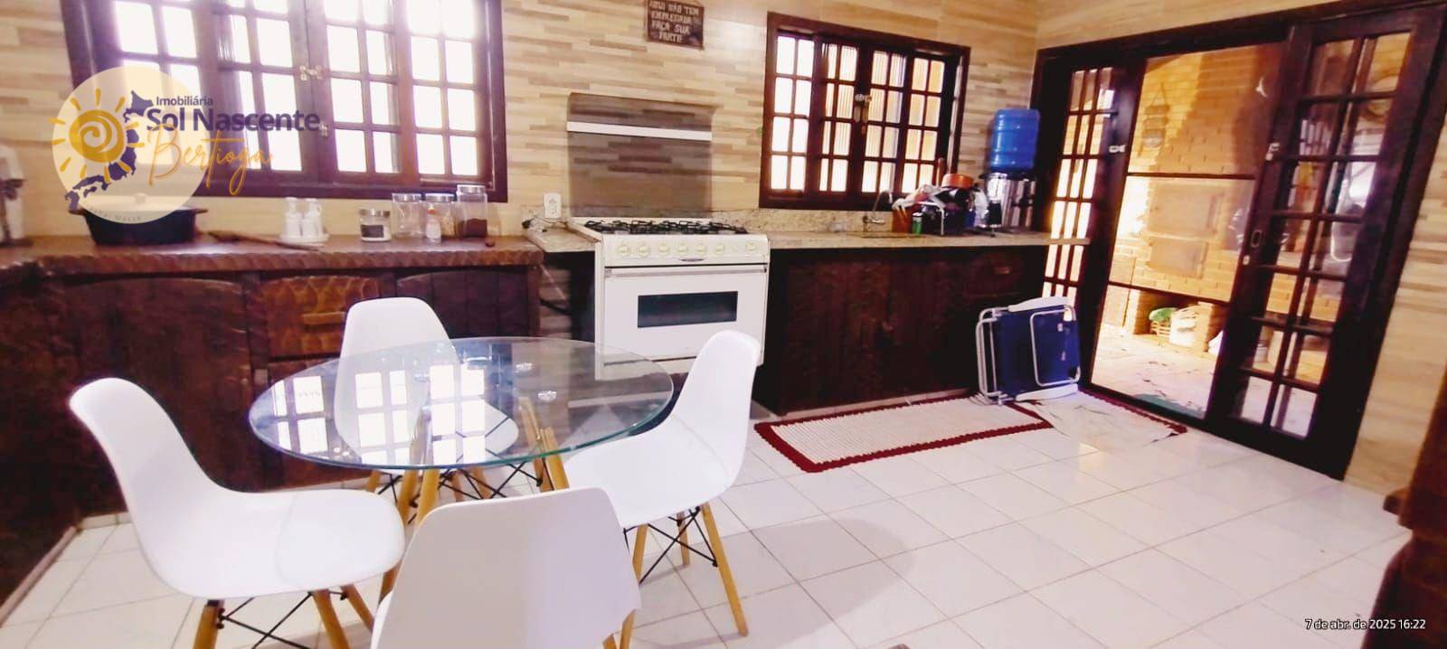 Casa à venda com 1 quarto, 101m² - Foto 7