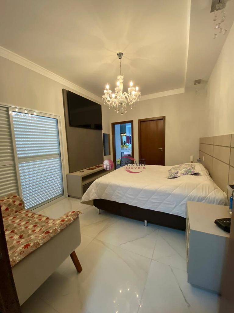 Casa à venda com 5 quartos, 370m² - Foto 11