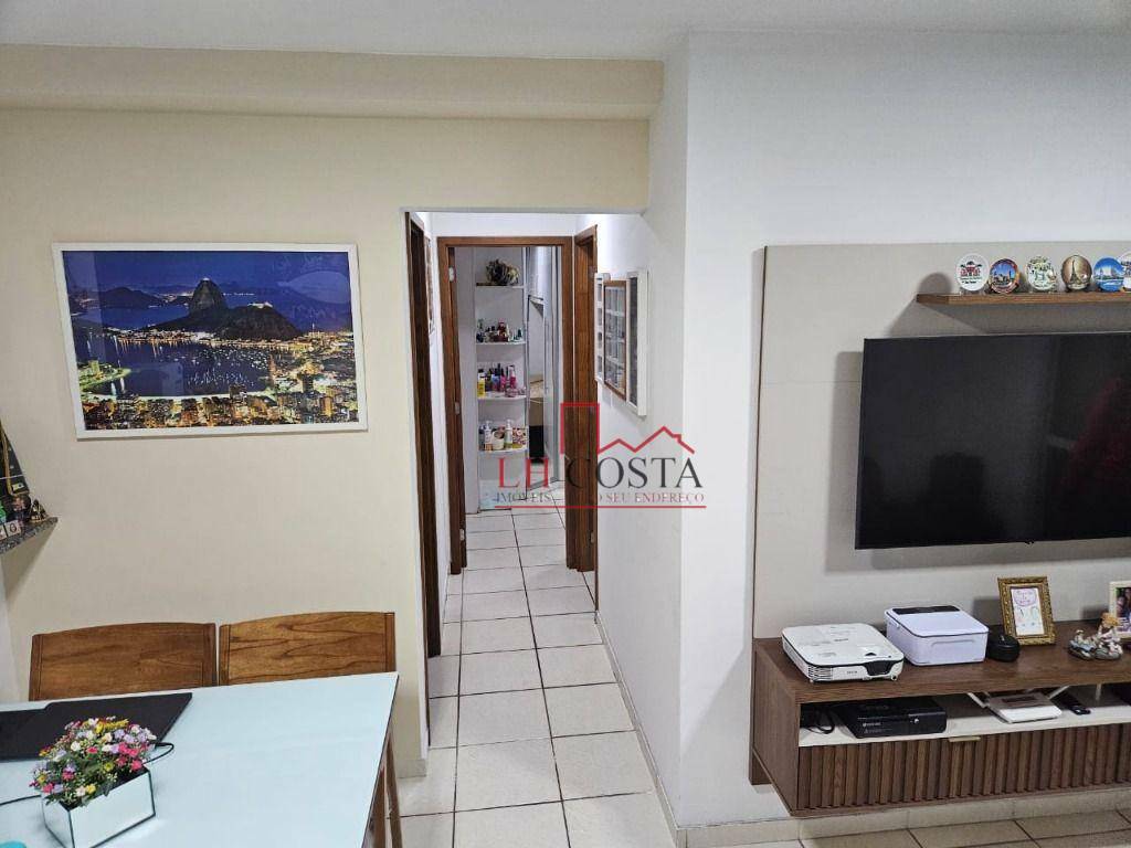 Apartamento à venda com 2 quartos, 69m² - Foto 11