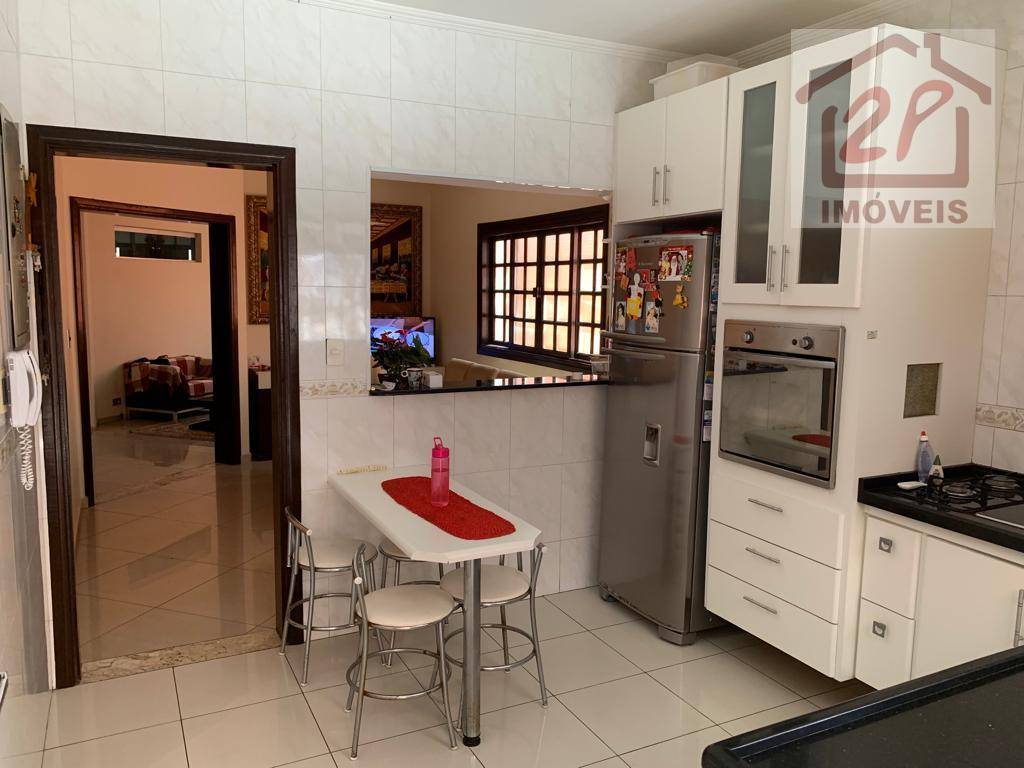 Sobrado à venda com 3 quartos, 281M2 - Foto 5