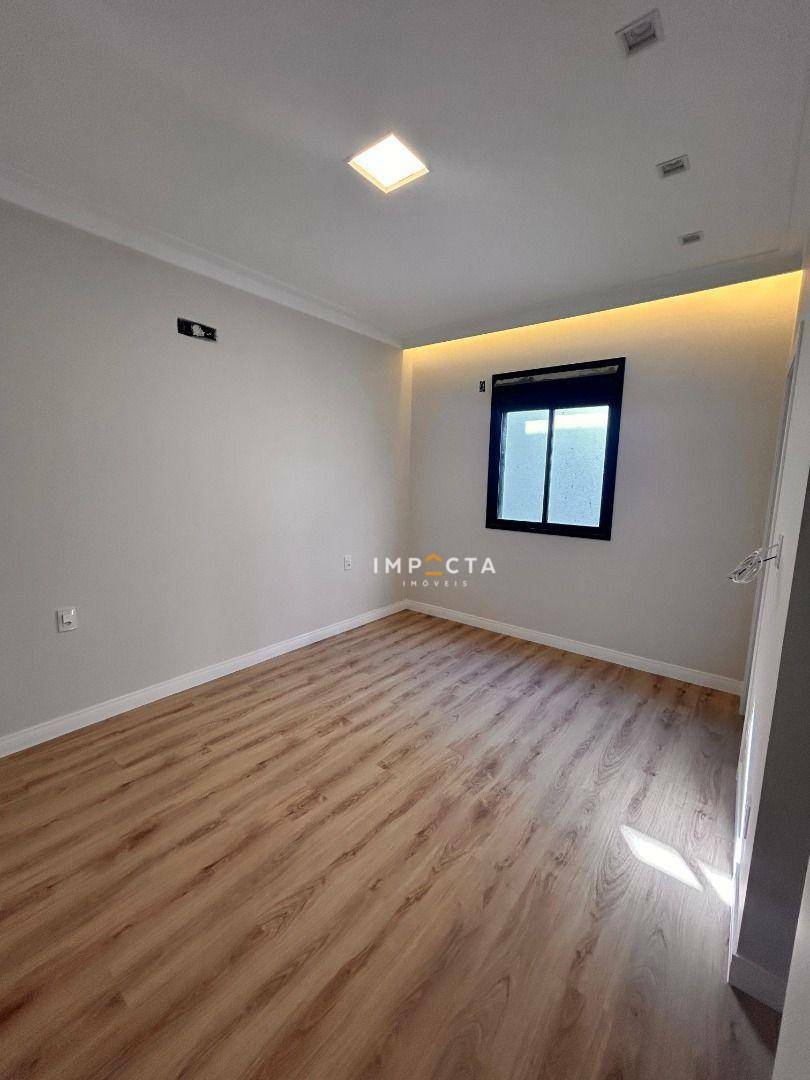 Casa à venda com 4 quartos, 385m² - Foto 15