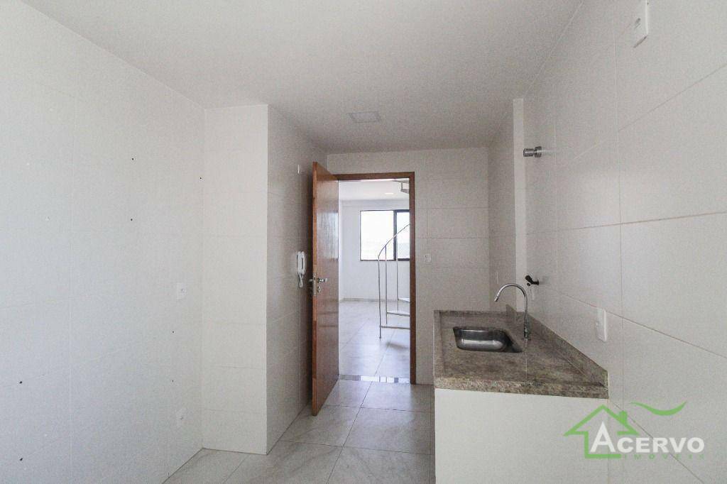 Cobertura à venda com 3 quartos, 115m² - Foto 9