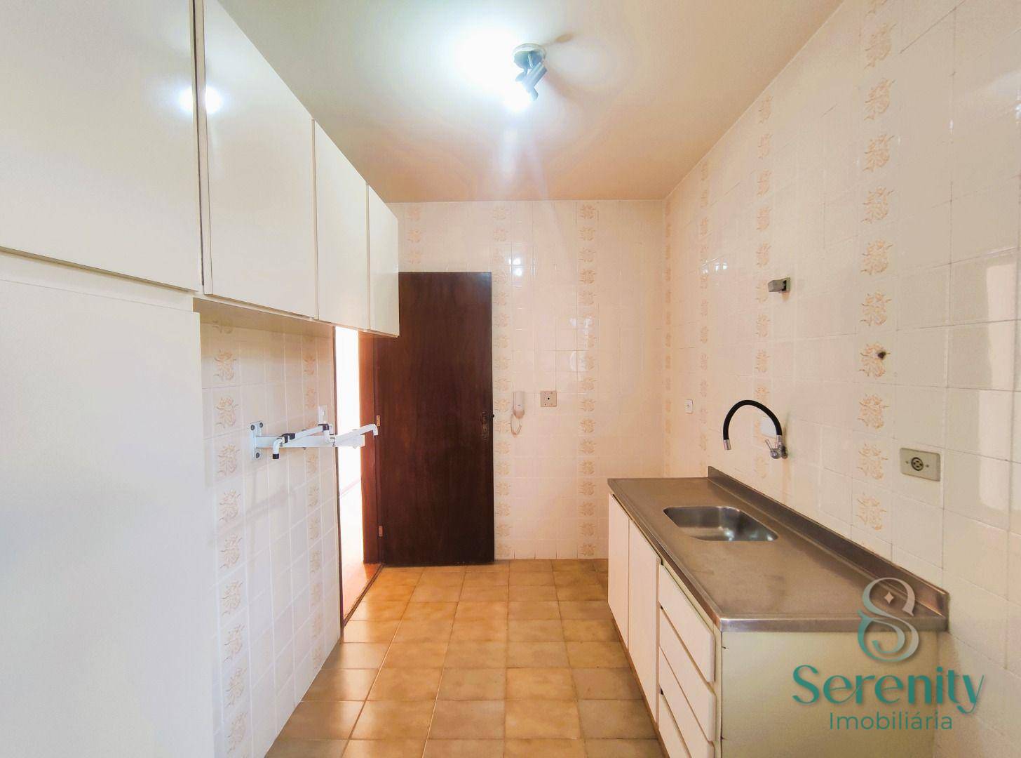 Apartamento para alugar com 2 quartos, 65m² - Foto 4