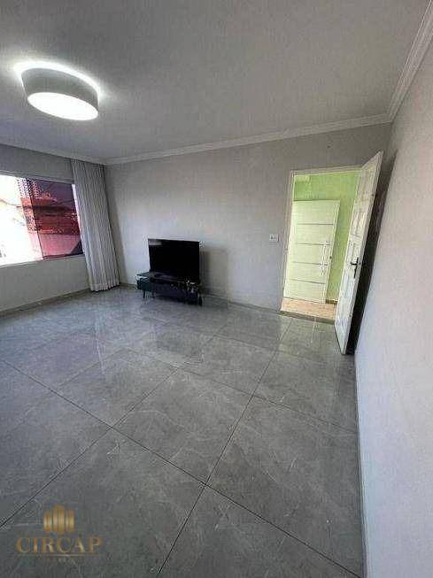 Casa à venda com 3 quartos, 211m² - Foto 9