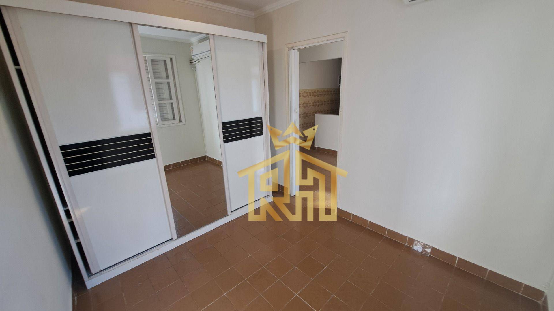 Apartamento à venda com 1 quarto, 42m² - Foto 9