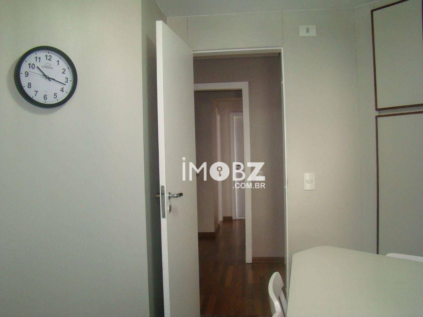 Apartamento à venda com 3 quartos, 138m² - Foto 15