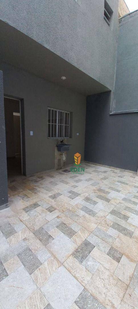 Casa à venda com 2 quartos, 52m² - Foto 8