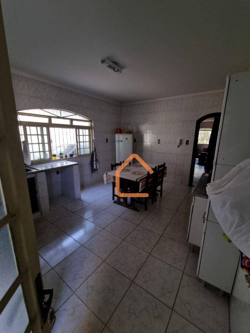 Casa, 4 quartos, 254 m² - Foto 14