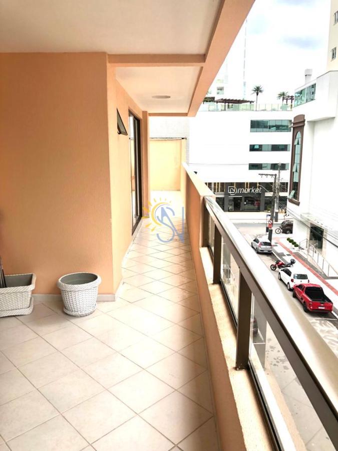 Apartamento à venda com 2 quartos, 137m² - Foto 13