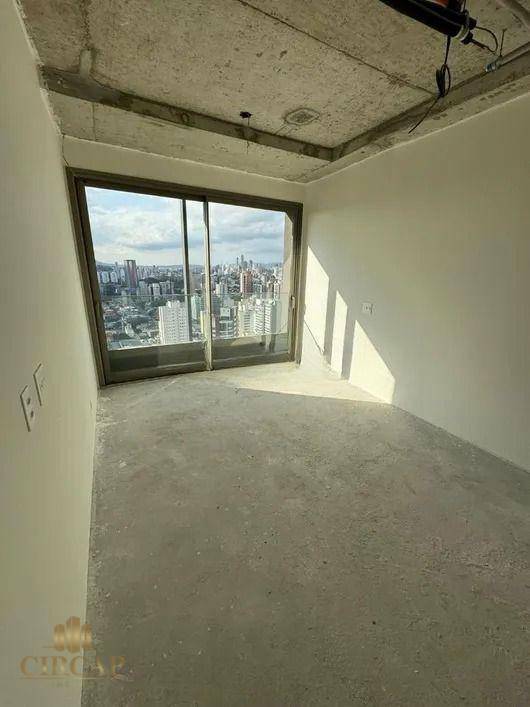 Apartamento à venda com 3 quartos, 232m² - Foto 9